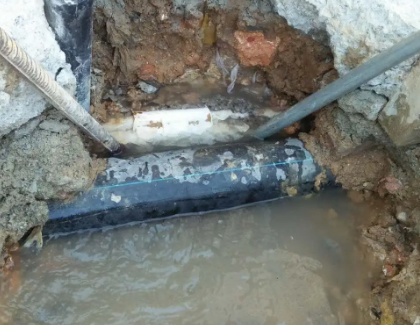 上犹测漏水之水管漏水